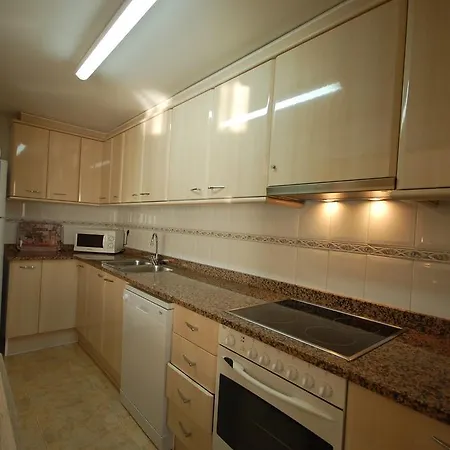 Lets Holidays Centric In Τόσα ντε Μαρ