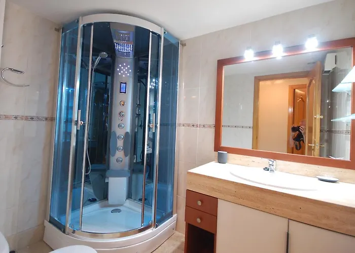 Apartman Lets Holidays Centric In Tossa de Mar