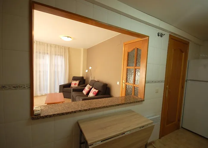 Apartman Lets Holidays Centric In Tossa de Mar